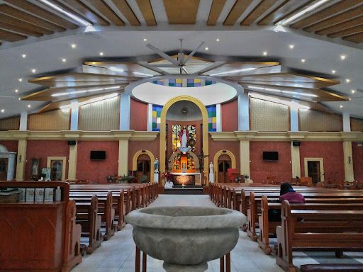 Santuario Eucaristico - Sacred Heart Parish